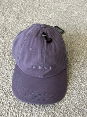 NWT lululemon athletica Purple Baseball Cap Size S/M